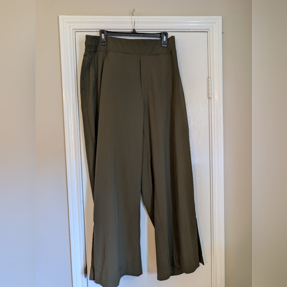 Old Navy Olive Wide-Leg Women's Pants Stretch Tech With Slit